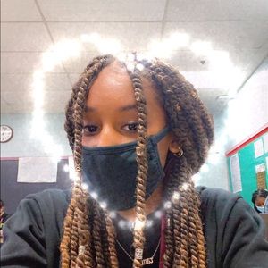 Meet your Posher, Jordyn